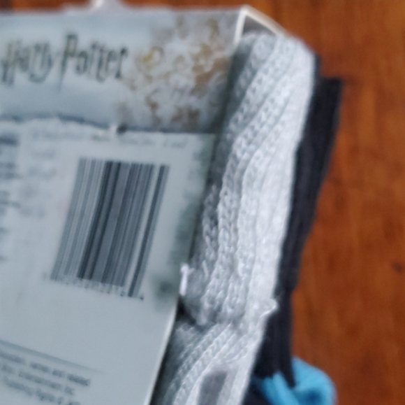2 PairsHarry Potter Wizarding World Socks - Picture 9 of 13